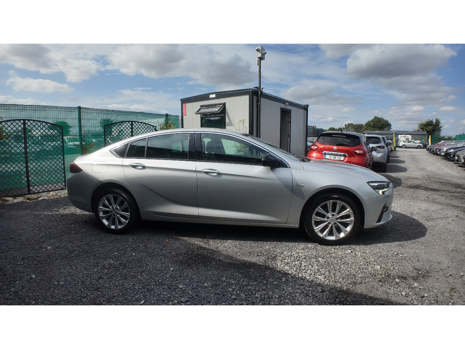 2022 Opel Insignia 1.5L Diesel For Sale Images