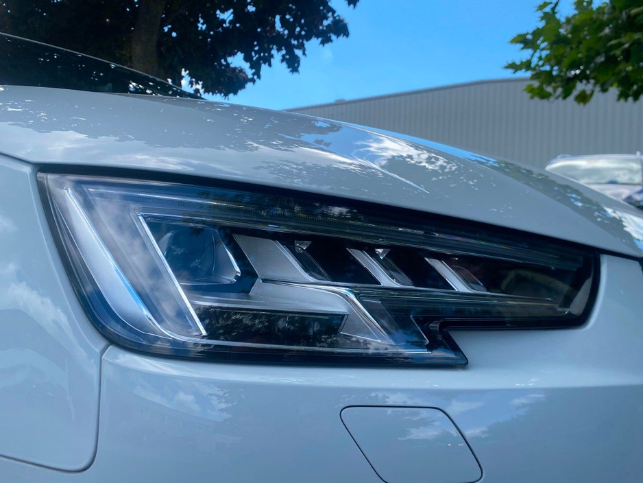 Audi A4 S-LINE 2.0 TFSI ESTATE AUTO — thumbnail 21