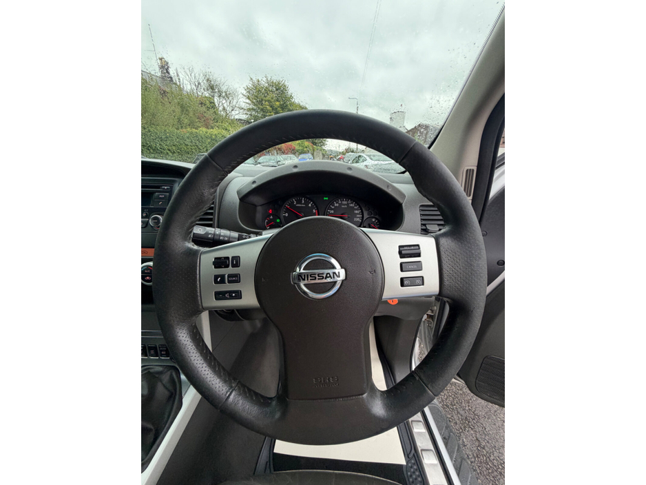 2014 Nissan Navara 2.5L Diesel For Sale Images
