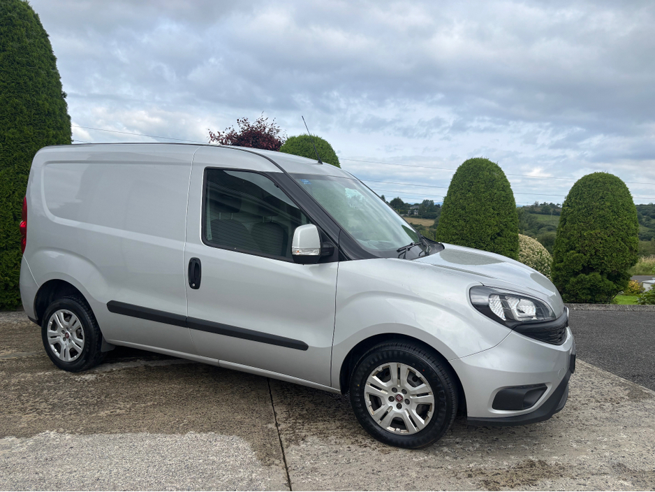 2023 Fiat Doblo 1.6L Diesel For Sale Images