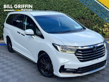 Honda Odyssey ABSOLUTE EX 7-SEATER 2.0 HYBRID AUTO // HALF LEATHER HEATED SEATS // 360 SURROUND PARKING CAMERAS // 18" ALLOYS