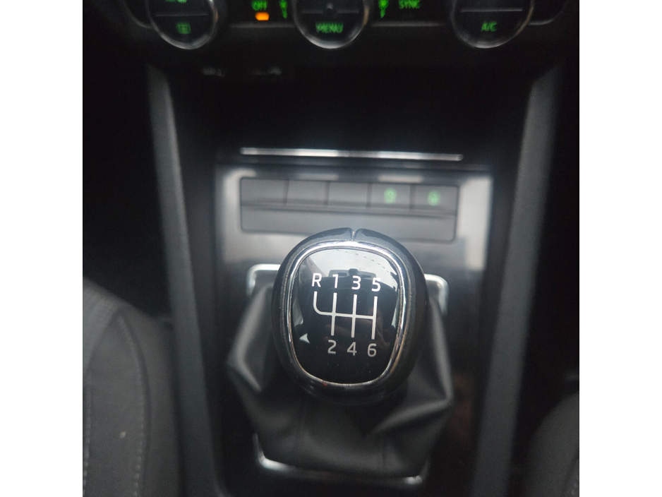 2017 Skoda Octavia 1L Petrol For Sale Images