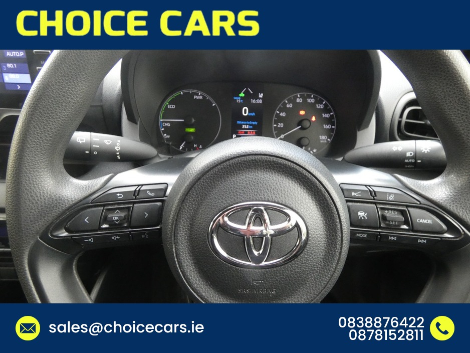 2022 Toyota Yaris 1.5L Hybrid For Sale Images
