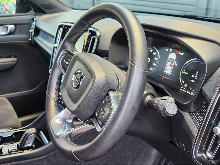 2021 Volvo XC40 1.5L Hybrid For Sale Images