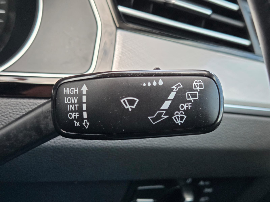 2022 Volkswagen Passat 1.4L Hybrid For Sale Images