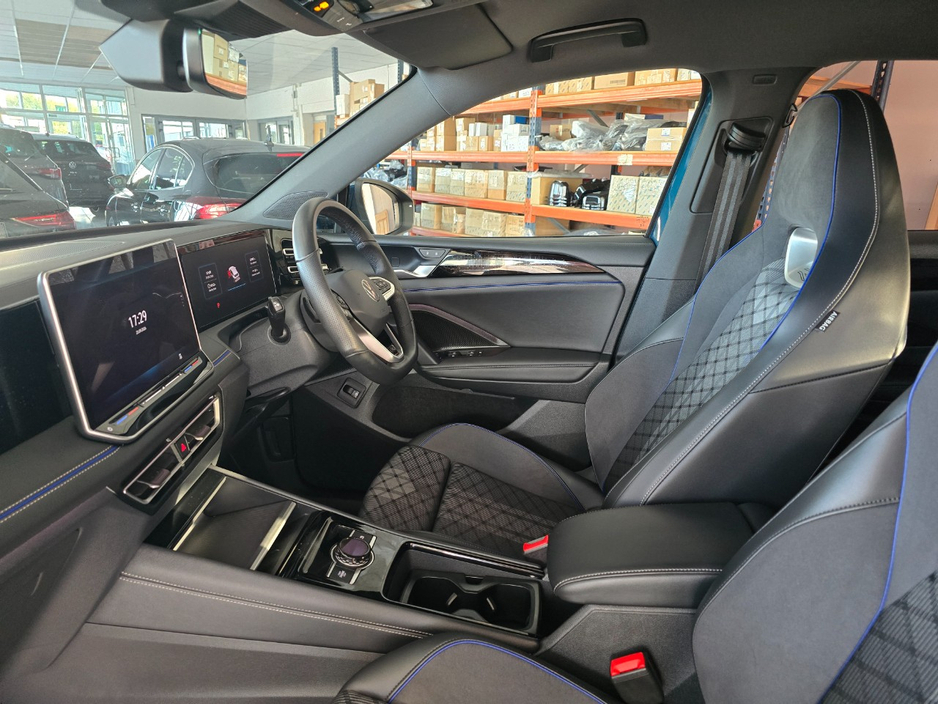 2025 Volkswagen Tiguan 1.5L Hybrid For Sale Images