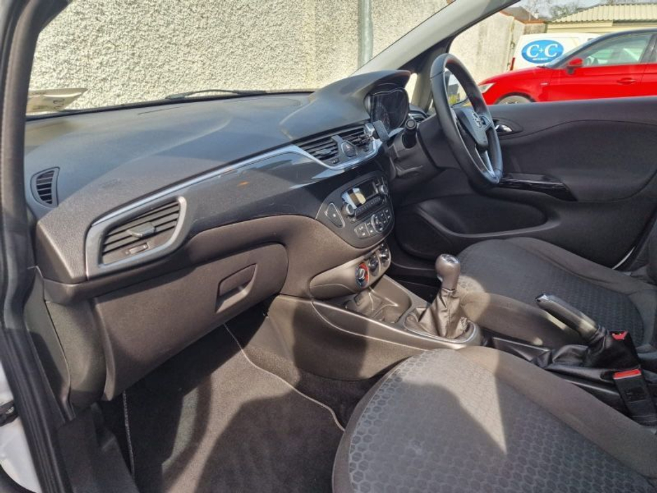 Opel Corsa 1.4 Excite Hatchback Petrol Manual (90bhp) — thumbnail 3