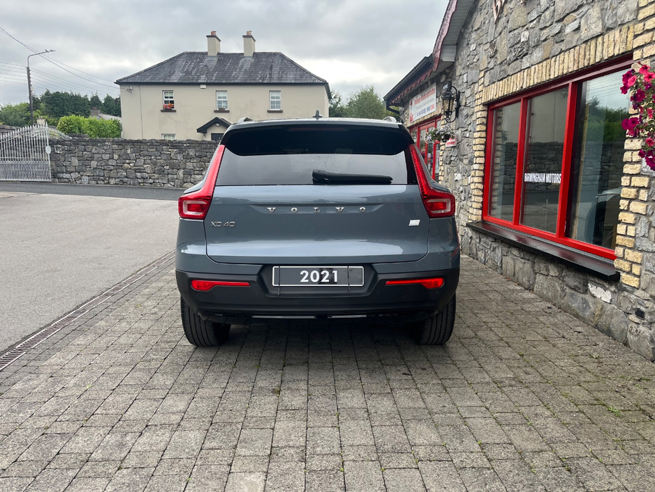 2021 Volvo XC40 1.5L Hybrid For Sale Images