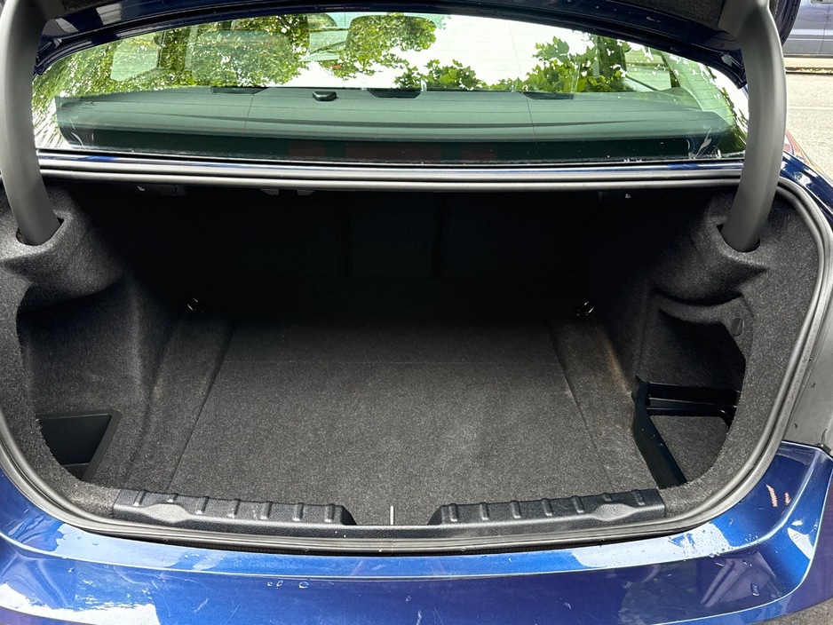 2018 BMW 3 Series 1.5L Petrol For Sale Images