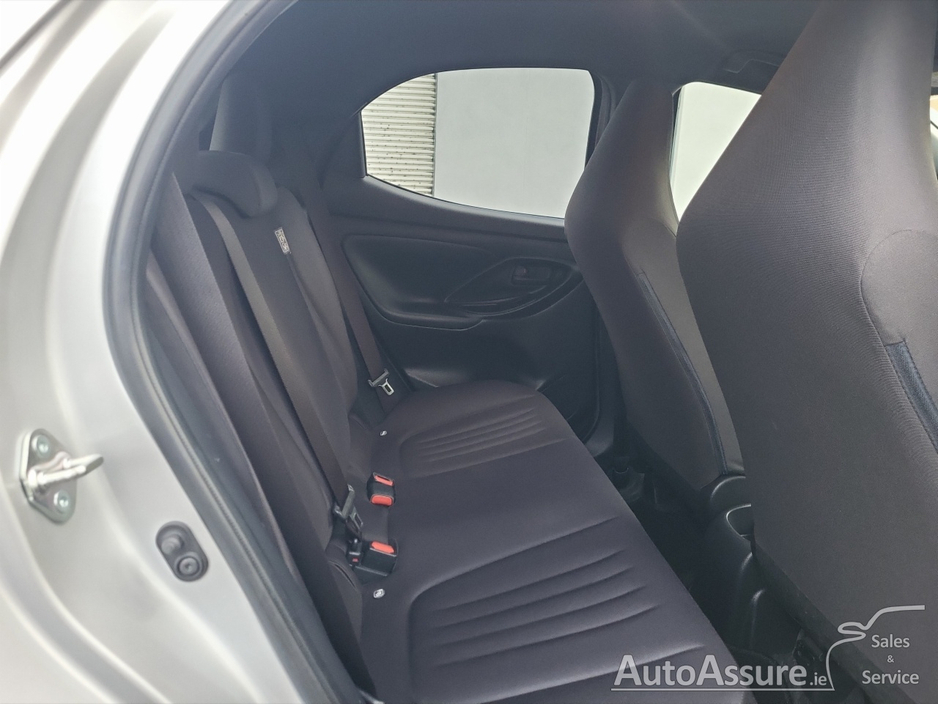 2022 Toyota Yaris 1.5L Hybrid For Sale Images