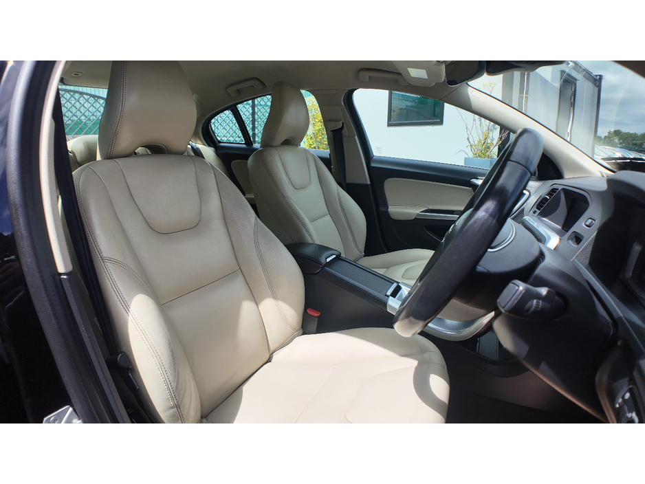 2017 Volvo S60 2L Diesel For Sale Images