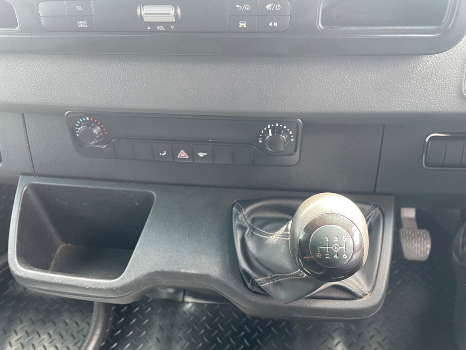 2021 Mercedes-Benz Sprinter 2.1L Diesel For Sale Images