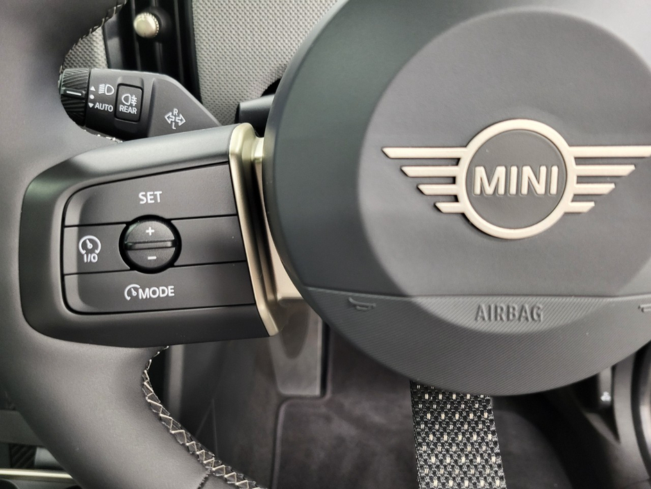 2025 MINI Cooper 1.5L Petrol For Sale Images