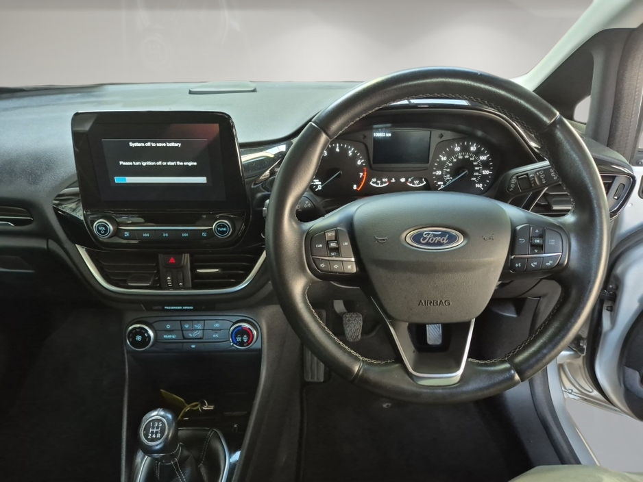 Ford Fiesta 1.1 ZETEC 85PS 5DR — thumbnail 9