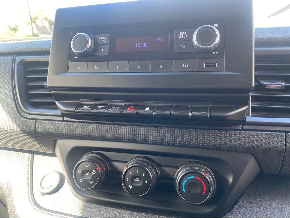 2023 Renault Trafic 2L Diesel For Sale Images