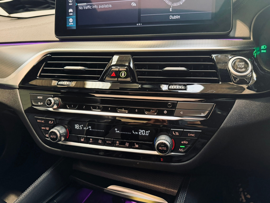 2022 BMW 5 Series 2L Petrol Plug-in Hybrid For Sale Images