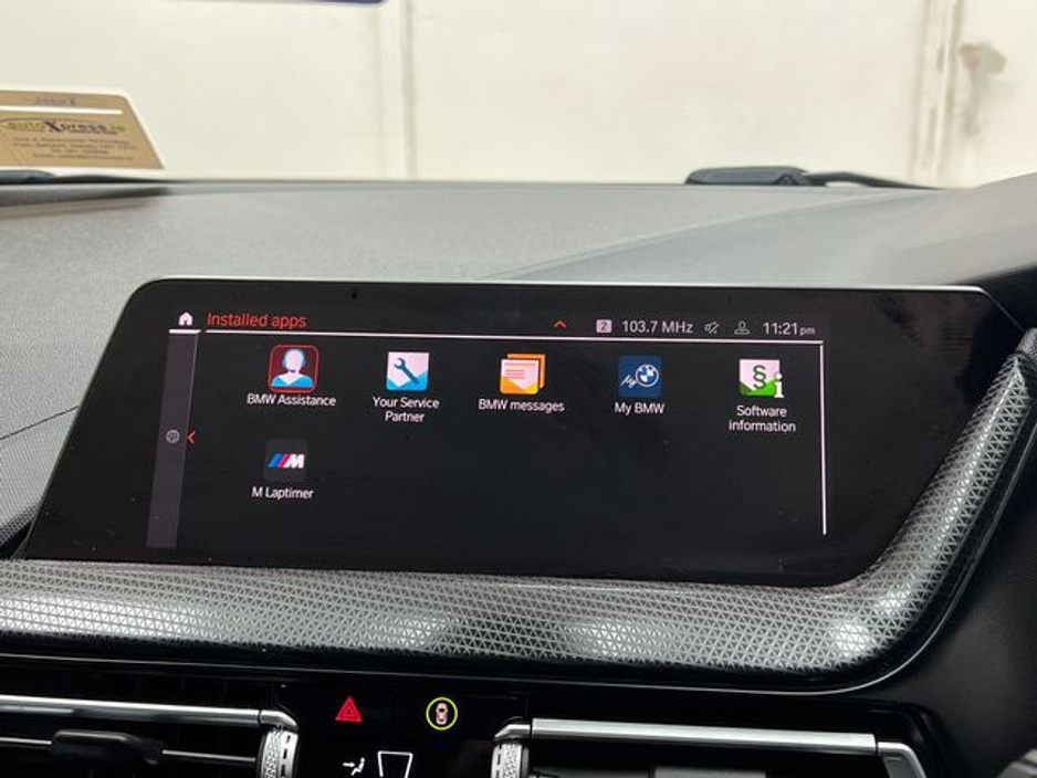 BMW 1 Series 118D PLAY EDITION JOY PLUS Automatic — thumbnail 32