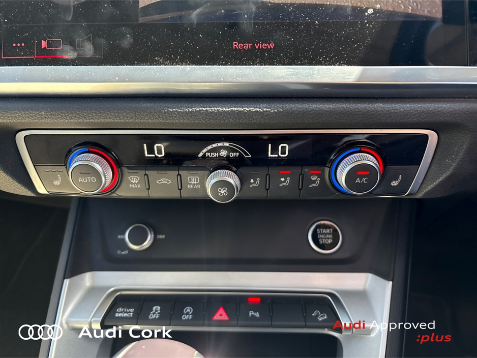 Audi Q3 2.0 35TDI 150BHP SE AUTOMATIC WITH COMFORT PACK, HIGH BEAM ASSIST & AMBIENT LIGHTING — thumbnail 20