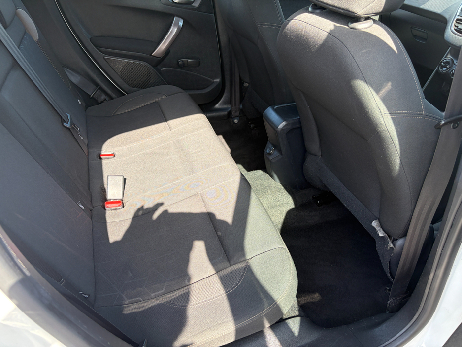 2014 Peugeot 2008 1.4L Diesel For Sale Images