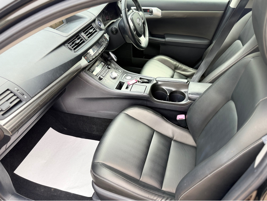 2013 Lexus CT 200 h 1.8L Petrol Hybrid For Sale Images
