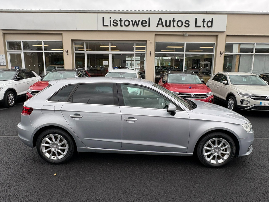 Audi A3 HATCHBACK 1.4 PETROL AUTOMATIC — thumbnail 3