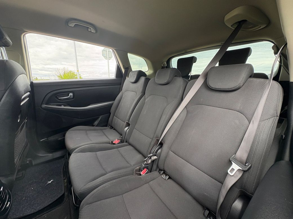 2016 Kia Carens 1.7L Diesel For Sale Images