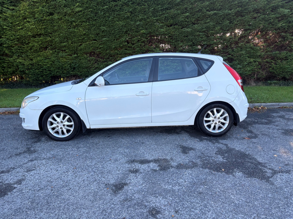 2010 Hyundai i30 1.6L Diesel For Sale Images