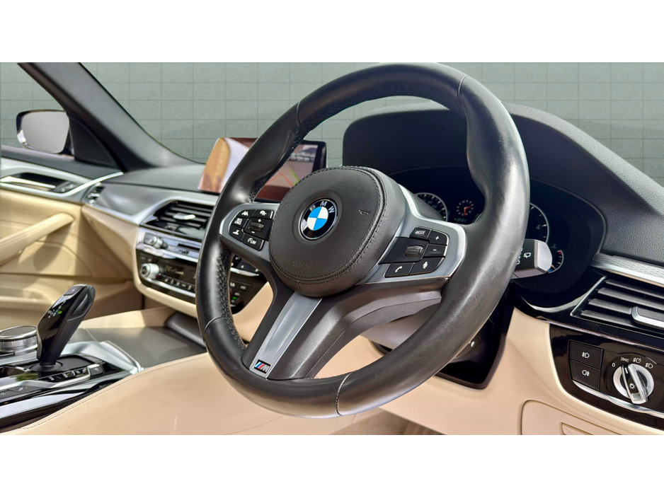 2019 BMW 5 Series 2.0L Diesel For Sale Images
