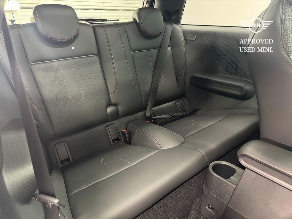 2025 MINI Hatch 2L Petrol For Sale Images