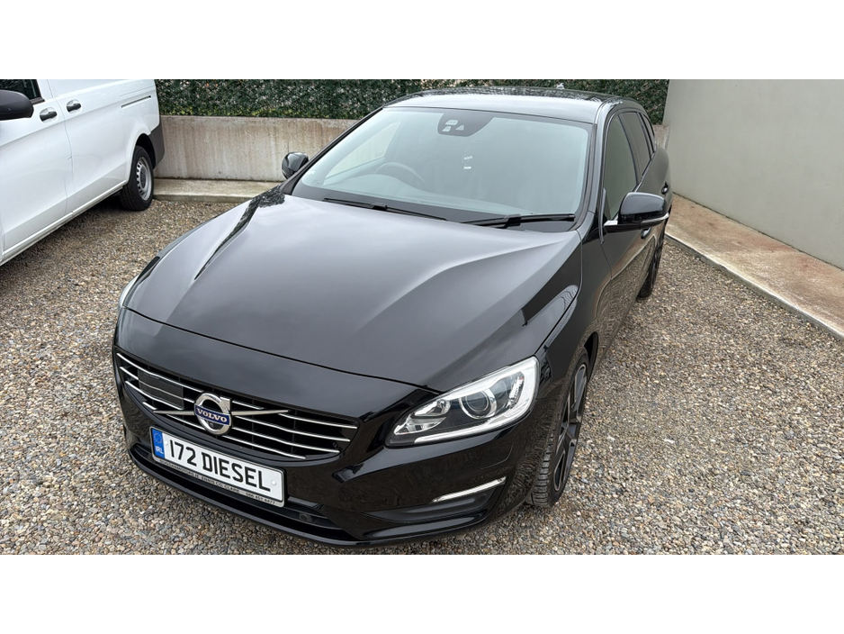 2017 Volvo V60 2L Diesel For Sale Images