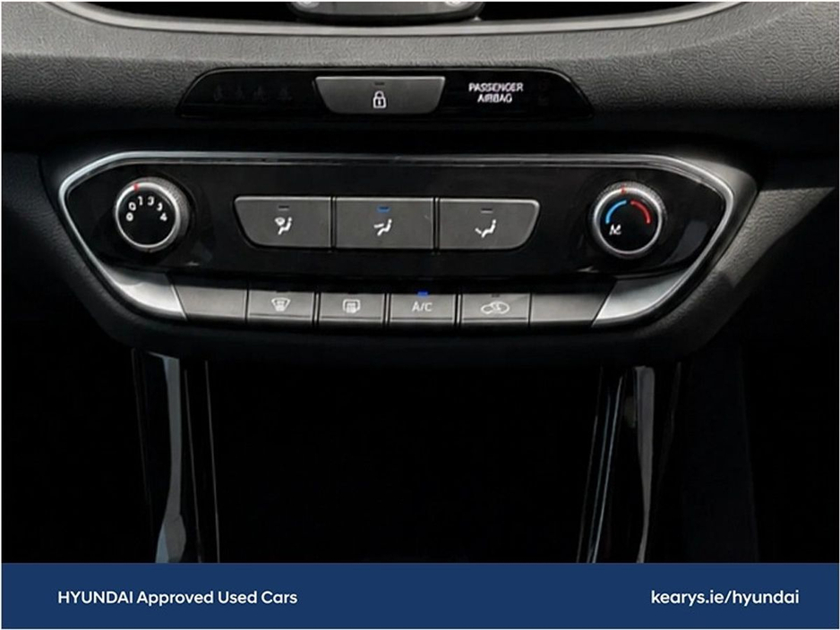 Hyundai i30 Petrol NLine Demo — thumbnail 10