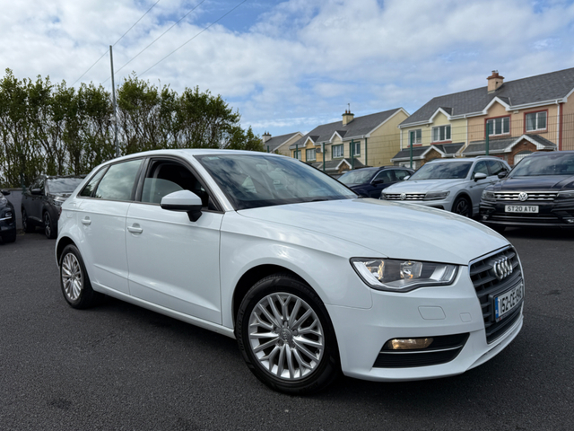 2015 AUDI A3 1.6 TDI SE TECHNIK 110PS 5DR