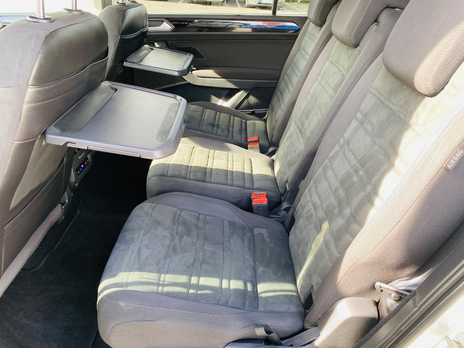 2020 Volkswagen Touran 2L Diesel For Sale Images