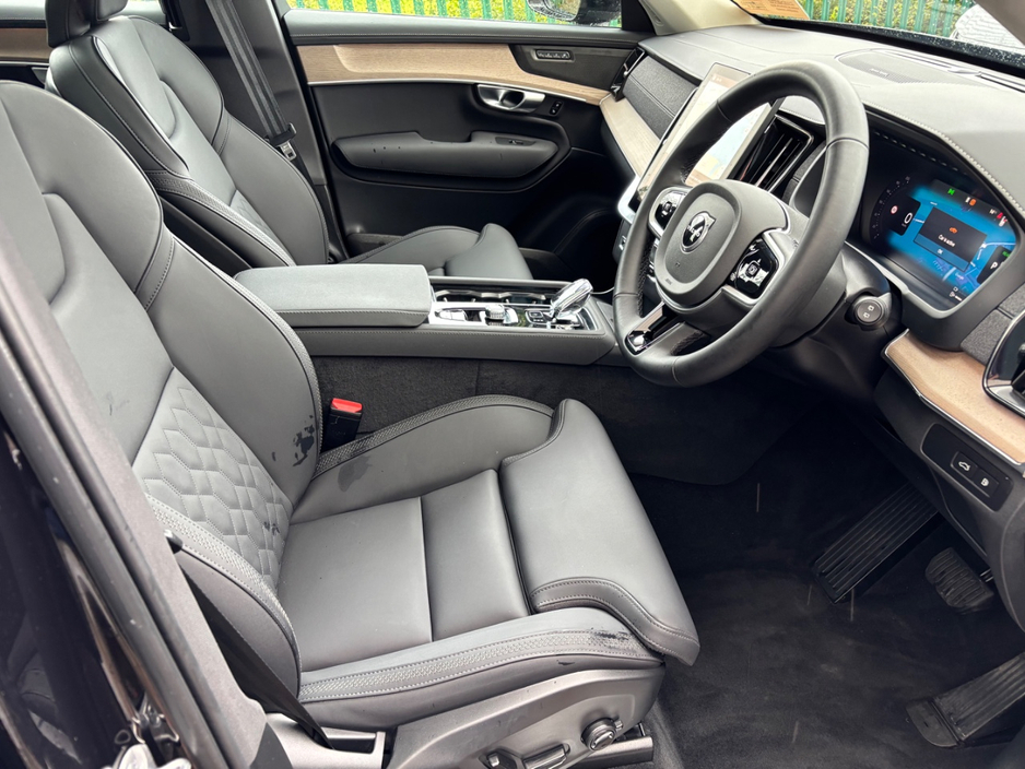 2025 Volvo XC90 2L Hybrid For Sale Images