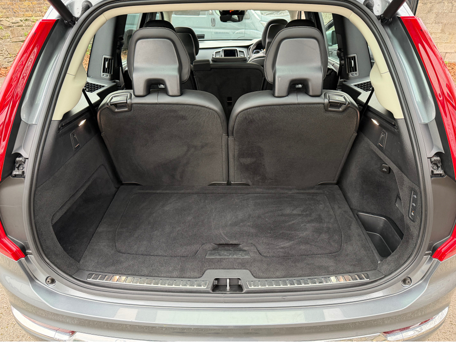 2020 Volvo XC90 2L Petrol Plug-in Hybrid For Sale Images