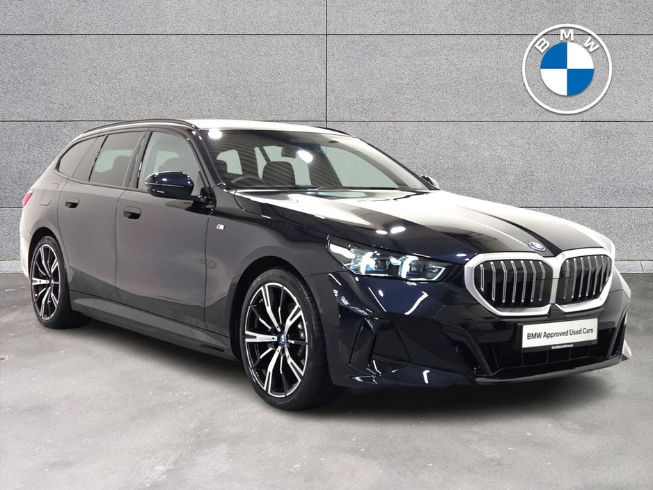 2025 BMW 5 Series 2L Petrol Plug-in Hybrid For Sale Images