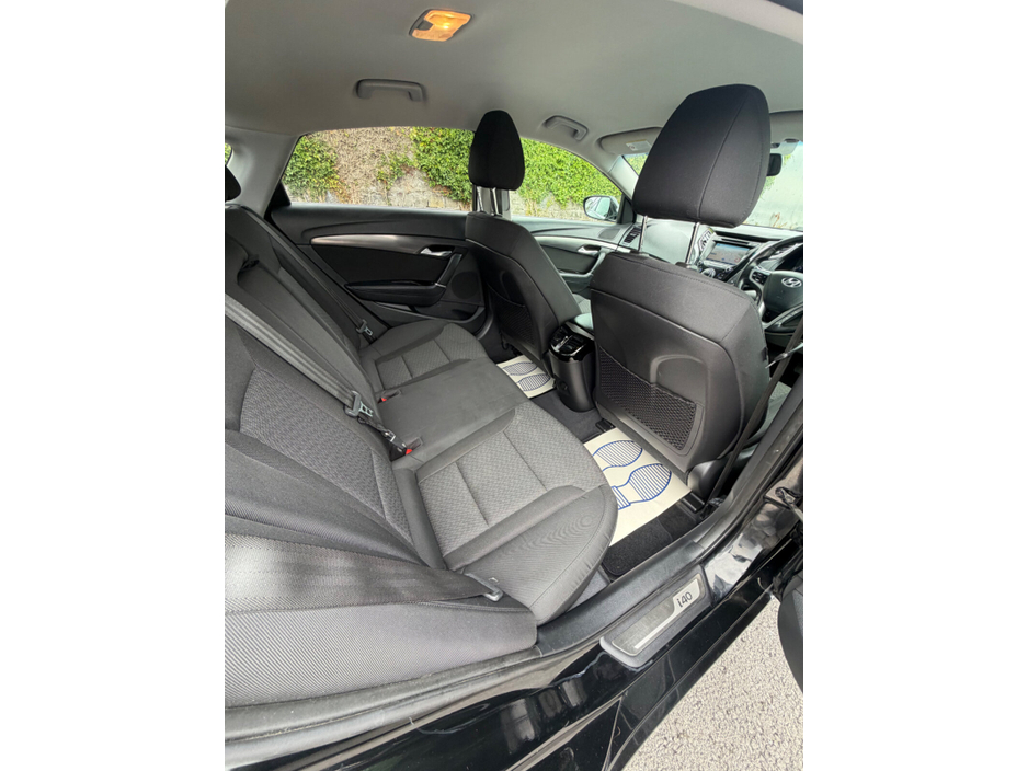 2013 Hyundai i40 1.7L Diesel For Sale Images