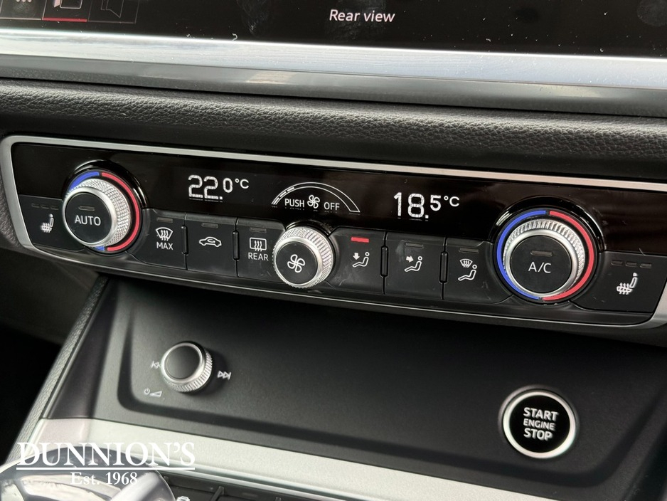 2025 Audi Q3 1.5L Petrol For Sale Images
