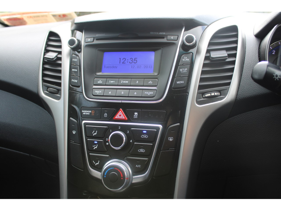 2015 Hyundai i30 1.6L Diesel For Sale Images