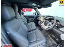 2025 Land Rover Defender 3.0L Diesel For Sale Images