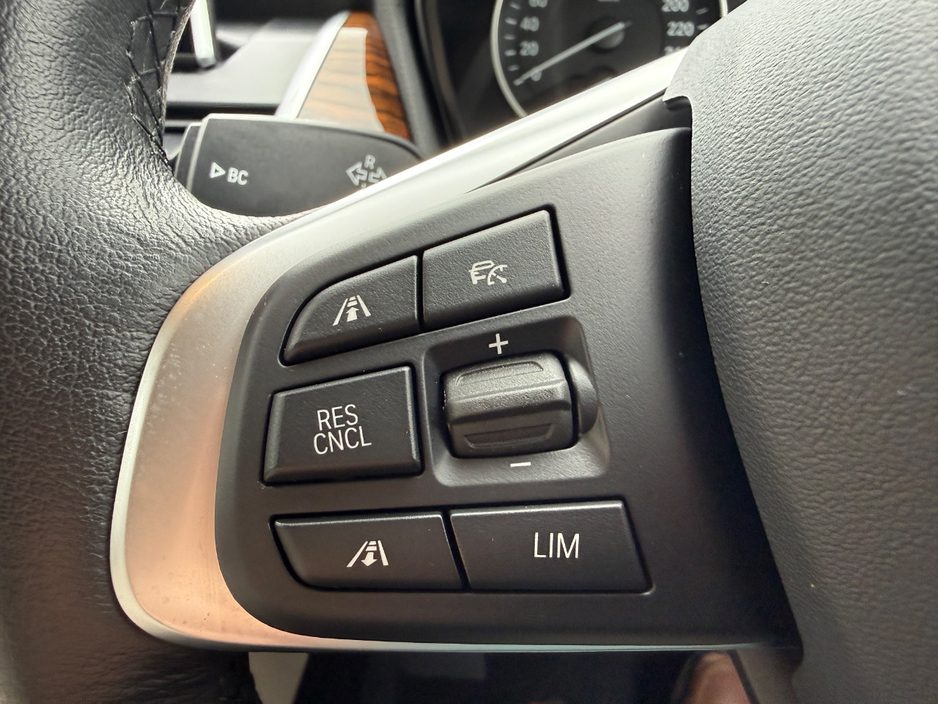BMW 2 Series LUXURY 150BHP AUTO 2.0 DIESEL *REAR VIEW CAMERA, 16 " ALLOYS, PARKING SENSORS FRONT & REAR, ADAPTIVE CRUISE CONTROL, MEMORY SEATS, LEATHER UPHOLSTERY, 3 STAGE HEATED SEATS, HEADS UP DISPLAY* — thumbnail 15