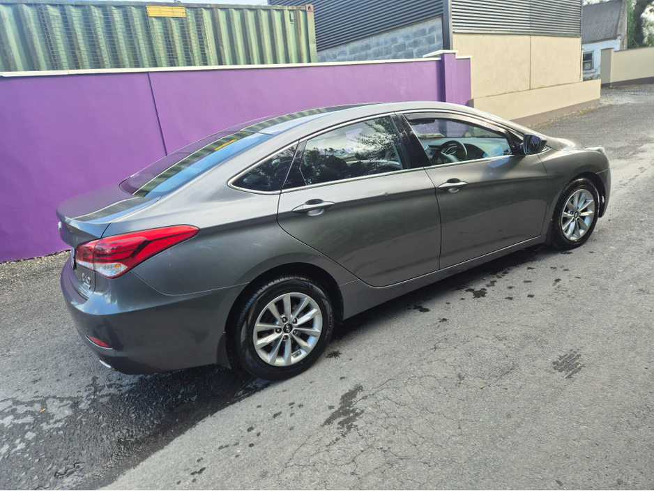 2015 Hyundai i40 1.7L Diesel For Sale Images