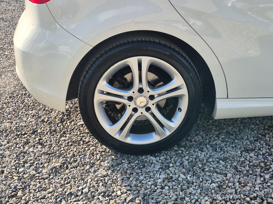 2015 Mercedes-Benz A Class 1.6L Petrol For Sale Images