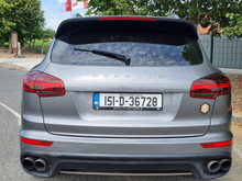 2015 Porsche Cayenne 3L Petrol Plug-in Hybrid For Sale Images