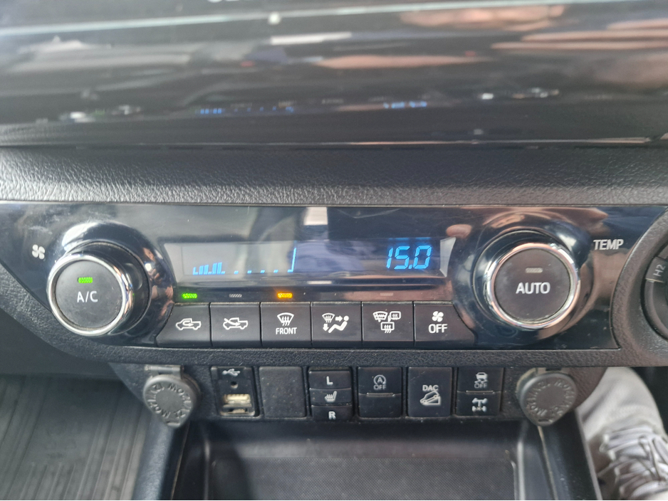 2021 Toyota Hilux 2.8L Diesel For Sale Images