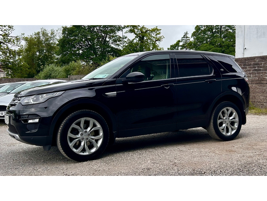2018 Land Rover Discovery 2L Diesel For Sale Images