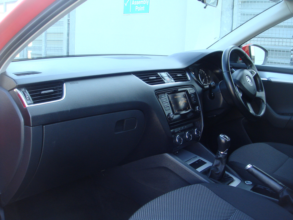 2015 Skoda Octavia 1.6L Diesel For Sale Images