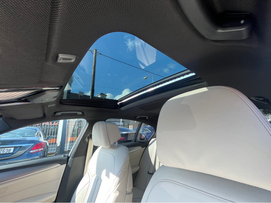 2018 BMW 5 Series 2.0L Hybrid For Sale Images