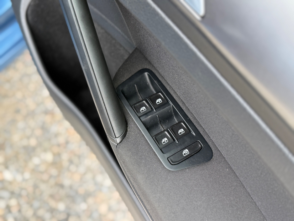 2016 Volkswagen Golf 1.2L Petrol For Sale Images