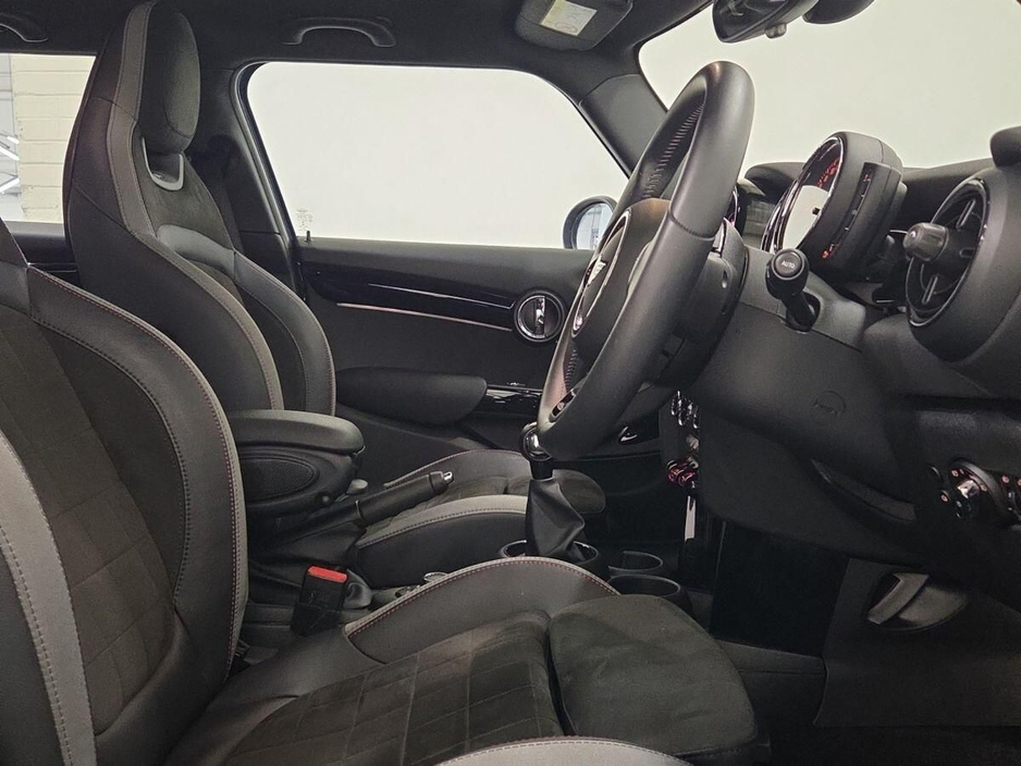 2022 MINI Hatch 1.5L Petrol For Sale Images